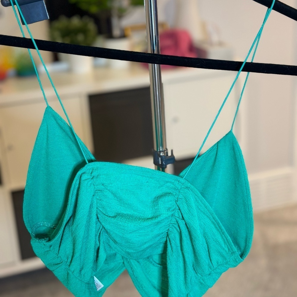 Urban Outfitters Green Cropped Top | spaghetti Strap | Medium | Going Out Top - Picture 5 of 7